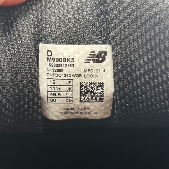 New Balance 990v5 Black Suede Casual Shoes Men's Size 12D M990BK5 EUC - Picture 2 of 8